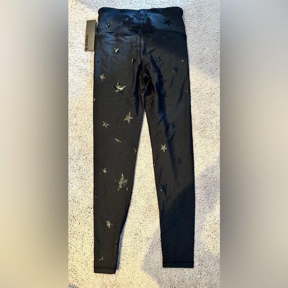 Mono B Star Print Leggings - Picture 2 of 2